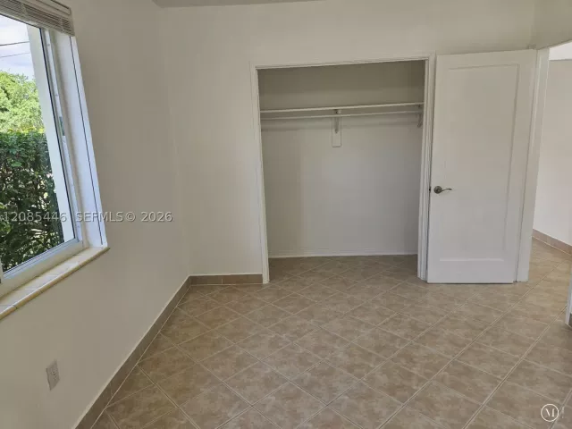 Продажа дома по адресу 145 SW 60th Ct - фото 9484196