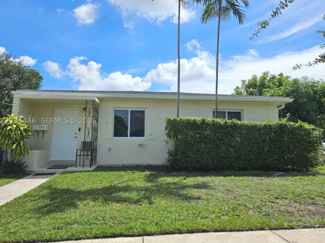 Продажа дома по адресу 145 SW 60th Ct - фото 9484175