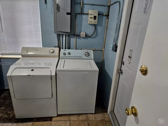 Продажа дома по адресу 145 SW 60th Ct - фото 9484205