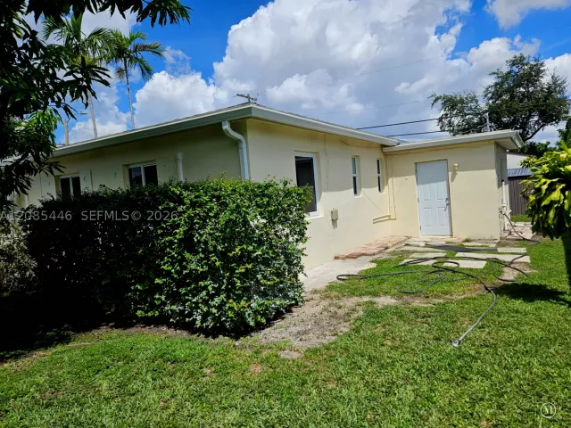 Продажа дома по адресу 145 SW 60th Ct - фото 9484178