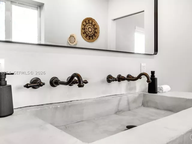 Продажа дома по адресу 535 N Biscayne River Dr - фото 9478330