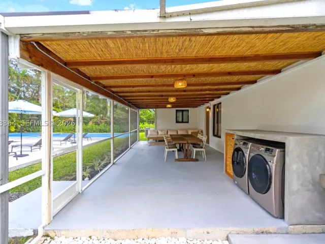 Продажа дома по адресу 535 N Biscayne River Dr - фото 9478339
