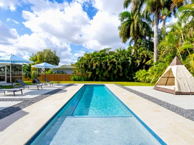Продажа дома по адресу 535 N Biscayne River Dr - фото 9478345