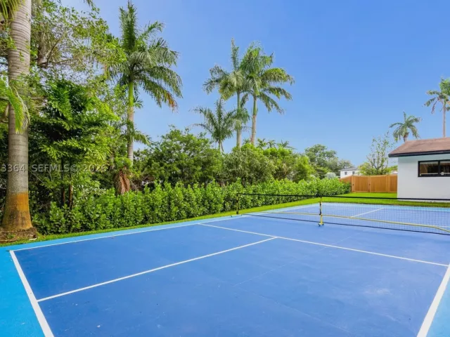 Продажа дома по адресу 535 N Biscayne River Dr - фото 9478352