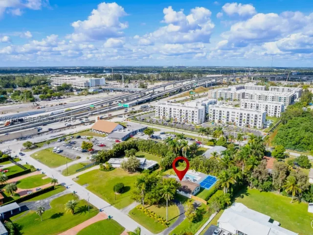 Продажа дома по адресу 535 N Biscayne River Dr - фото 9478355