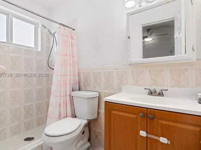 Продажа дома по адресу 19900 SW 114th Ave - фото 9484259