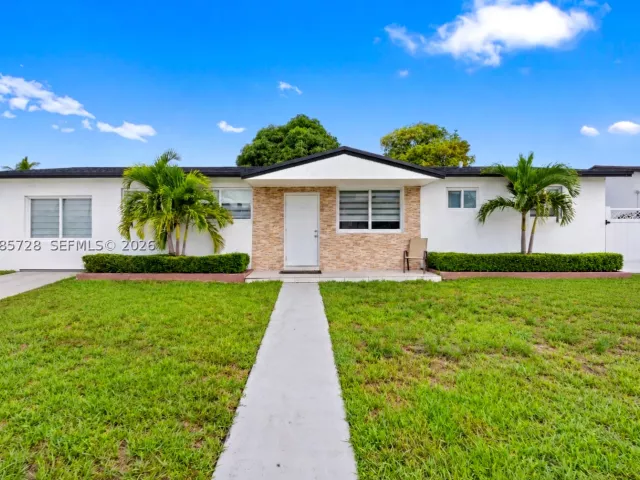 Продажа дома по адресу 19900 SW 114th Ave - фото 9484248
