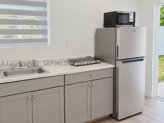 Продажа дома по адресу 19900 SW 114th Ave - фото 9484274