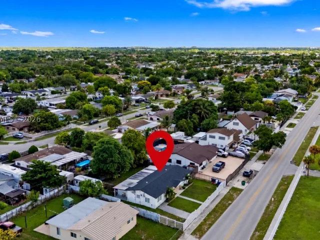 Продажа дома по адресу 19900 SW 114th Ave - фото 9484284