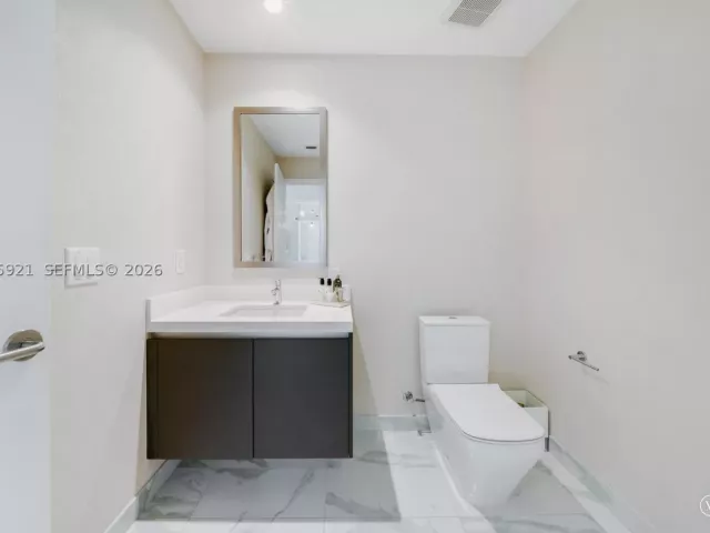 Квартира в аренду номер3408 - фото 9483775