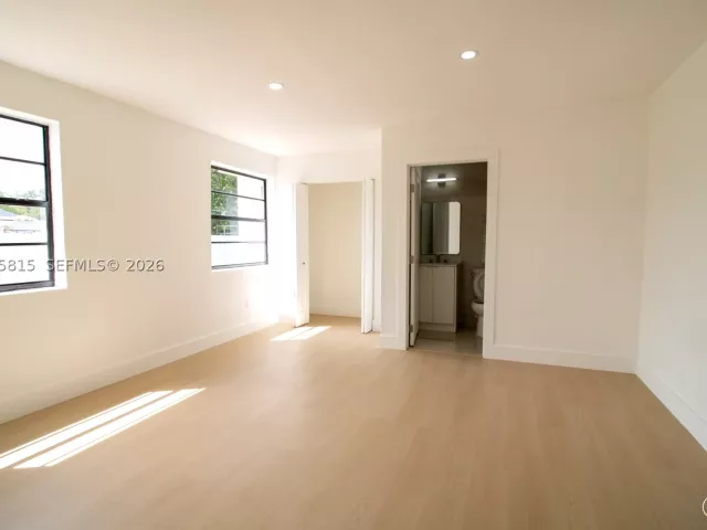 Продажа дома по адресу 19720 SW 116th Ave - фото 9484309