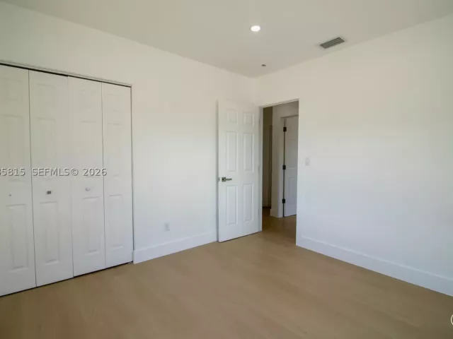 Продажа дома по адресу 19720 SW 116th Ave - фото 9484316