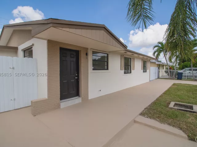 Продажа дома по адресу 19720 SW 116th Ave - фото 9484288