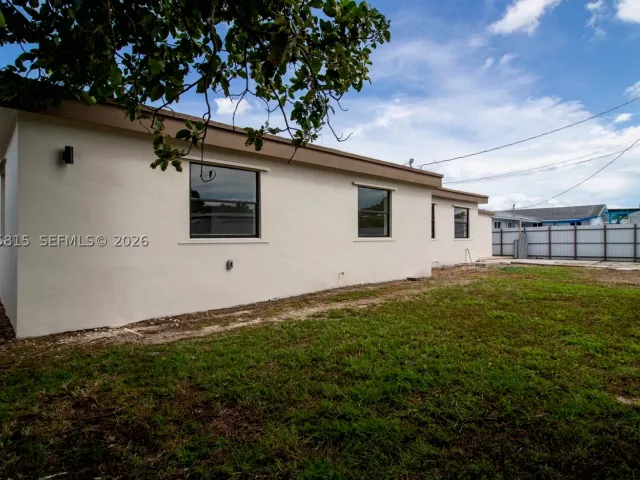 Продажа дома по адресу 19720 SW 116th Ave - фото 9484293