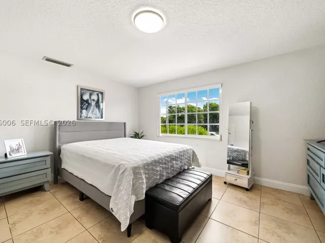 Продажа дома по адресу 10350 SW 136th Ct - фото 9480730