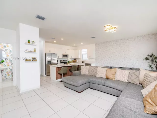 Продажа дома по адресу 21325 SW 127th Ct - фото 9477921