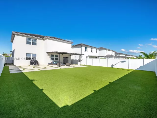 Продажа дома по адресу 21325 SW 127th Ct - фото 9477926