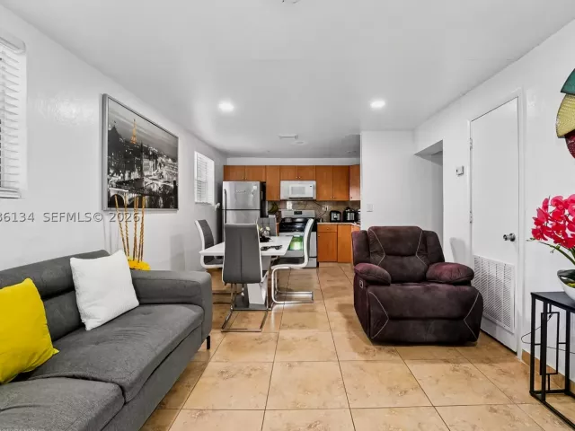 Продажа дома по адресу 2934 NW 96th St - фото 9480846