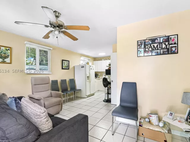 Продажа дома по адресу 2934 NW 96th St - фото 9480853