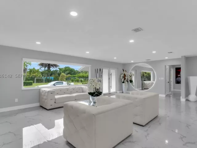 Продажа дома по адресу 19245 SW 188th St - фото 9480799