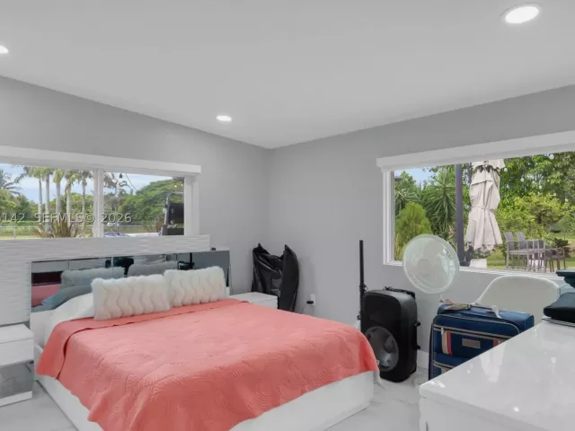 Продажа дома по адресу 19245 SW 188th St - фото 9480818