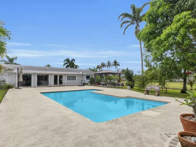Продажа дома по адресу 19245 SW 188th St - фото 9480828