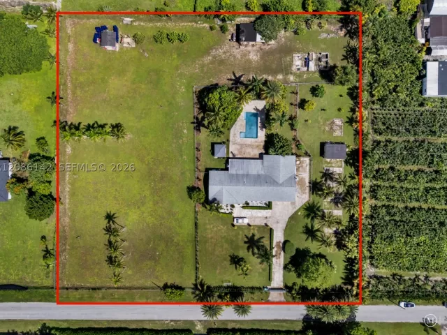 Продажа дома по адресу 19245 SW 188th St - фото 9480837