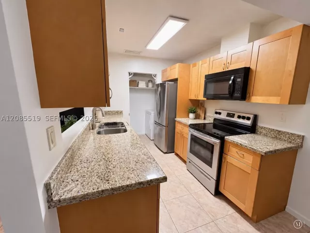 Продажа дома по адресу 12570 SW 117th Ln - фото 9480928