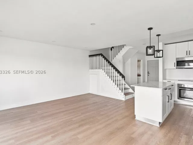 Продажа дома по адресу 17561 SW 140th Ct - фото 9480888