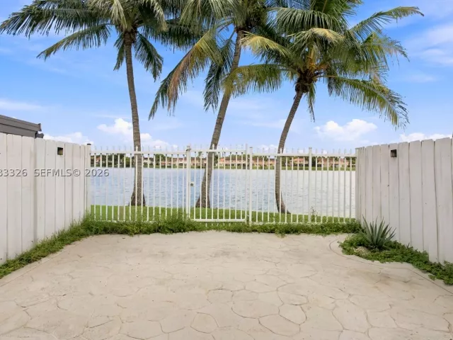 Продажа дома по адресу 17561 SW 140th Ct - фото 9480894