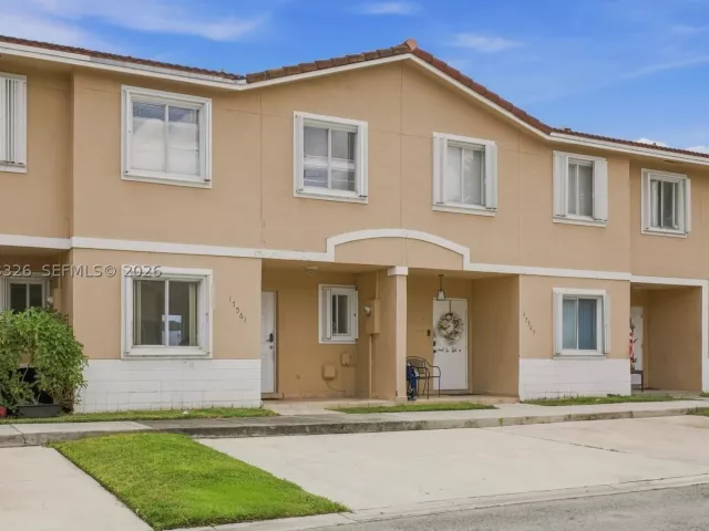 Продажа дома по адресу 17561 SW 140th Ct - фото 9480882
