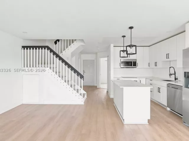 Продажа дома по адресу 17561 SW 140th Ct - фото 9480887
