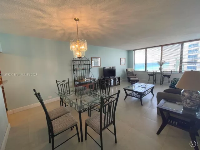 Квартира в аренду номер1415 - фото 4081953