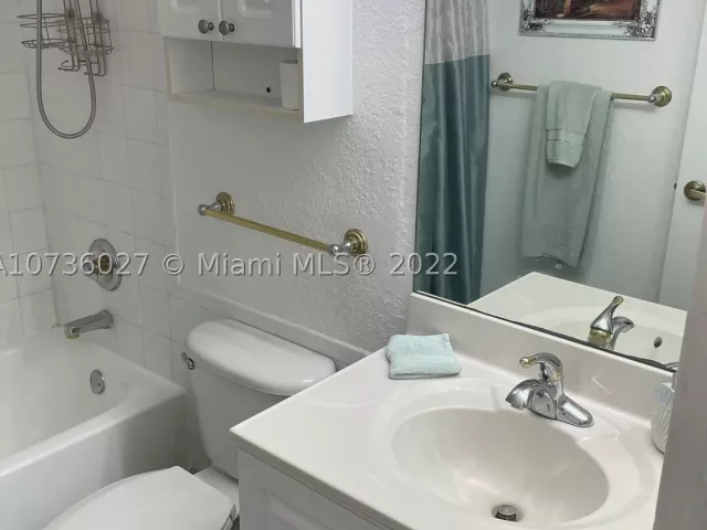 Квартира в аренду номер1221 (AVAILABLE JULY) - фото 9085610