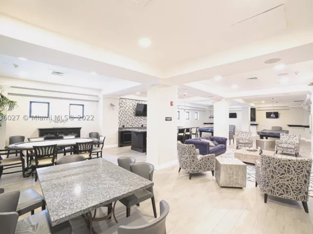 Квартира в аренду номер1221 (AVAILABLE JULY) - фото 9085625