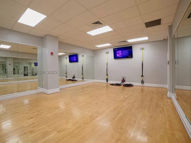 Квартира в аренду номер1221 (AVAILABLE JULY) - фото 9085628