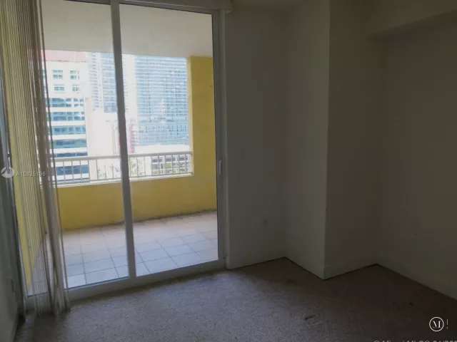 Продажа квартиры #1407 - фото 1111409