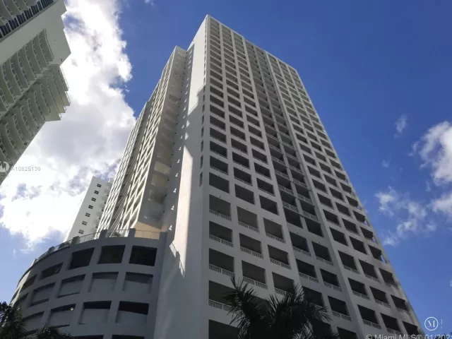 Продажа квартиры #1407 - фото 198221