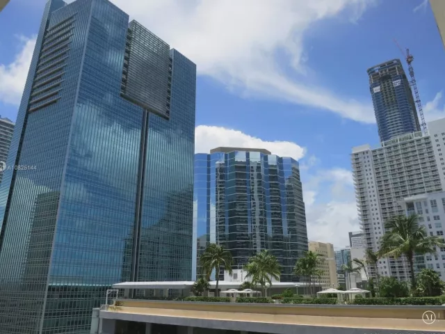 Продажа квартиры #1507 - фото 1111421