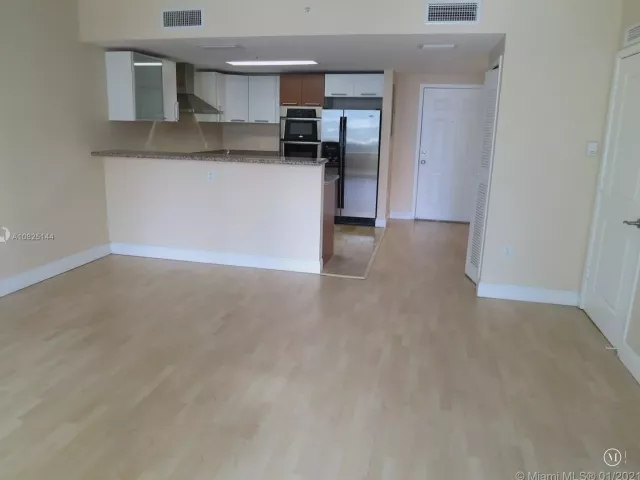 Продажа квартиры #1507 - фото 1111424