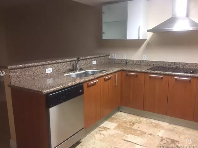 Продажа квартиры #1507 - фото 1111431