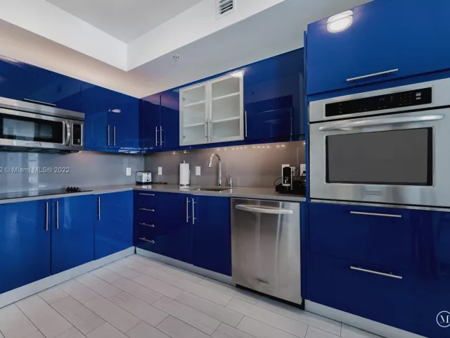 Продажа квартиры #1402 - фото 3138087