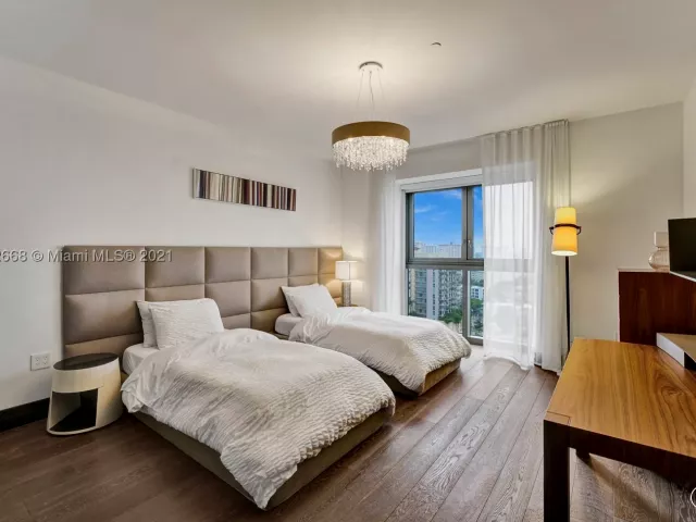 Продажа квартиры #1402 - фото 9036296