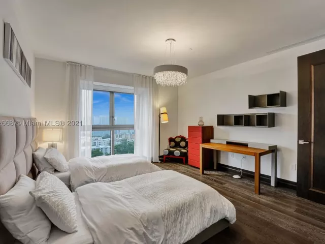 Продажа квартиры #1402 - фото 9036301