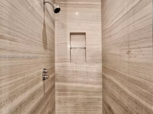 Продажа квартиры #1402 - фото 9036305