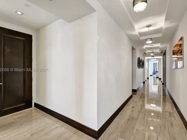 Продажа квартиры #1402 - фото 9036314