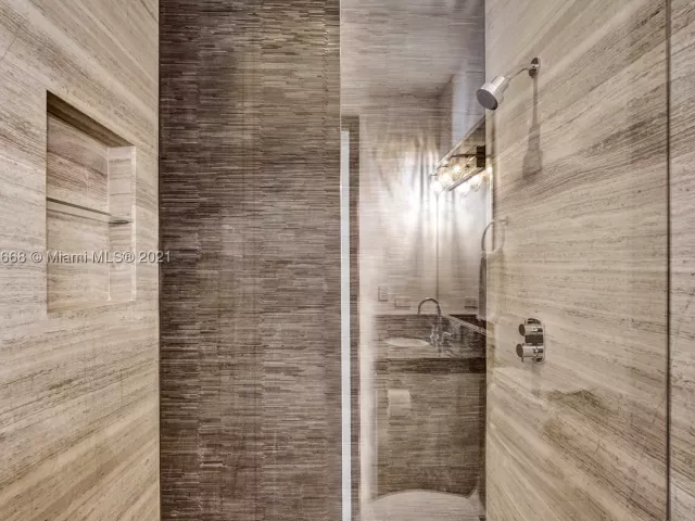 Продажа квартиры #1402 - фото 9036316
