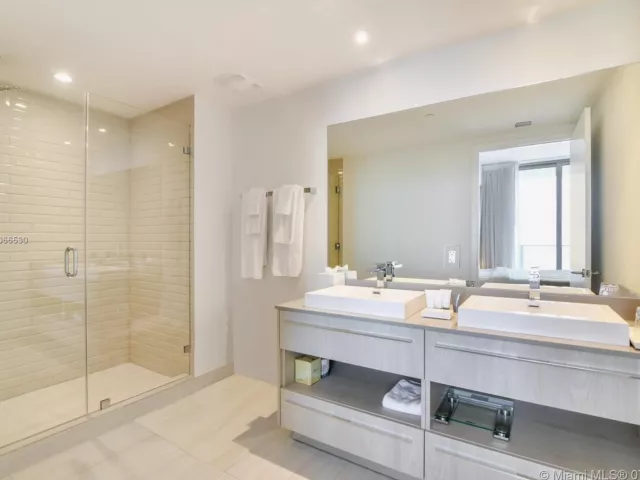 Квартира в аренду номерR1406 - фото 1530652