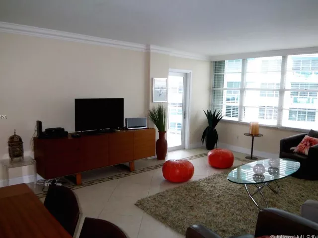 Квартира в аренду номер1030 - фото 1640123