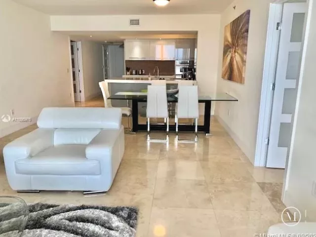 Квартира в аренду номер4904 - фото 1688658